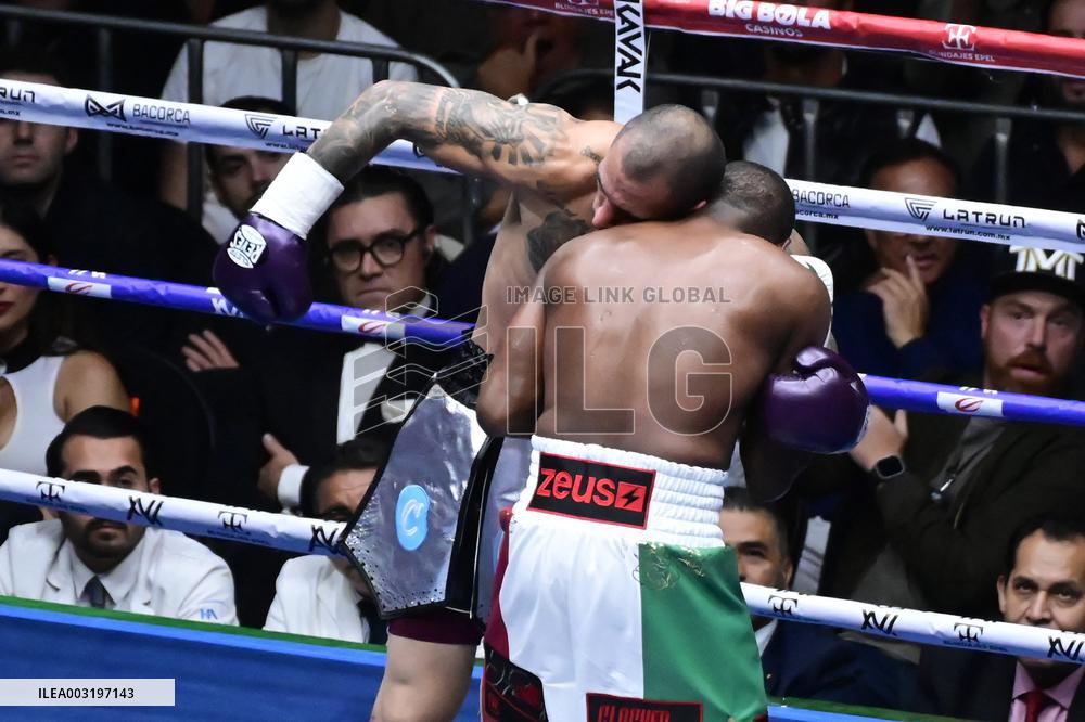 Floyd Mayweather v John Gotti III - Mexico City