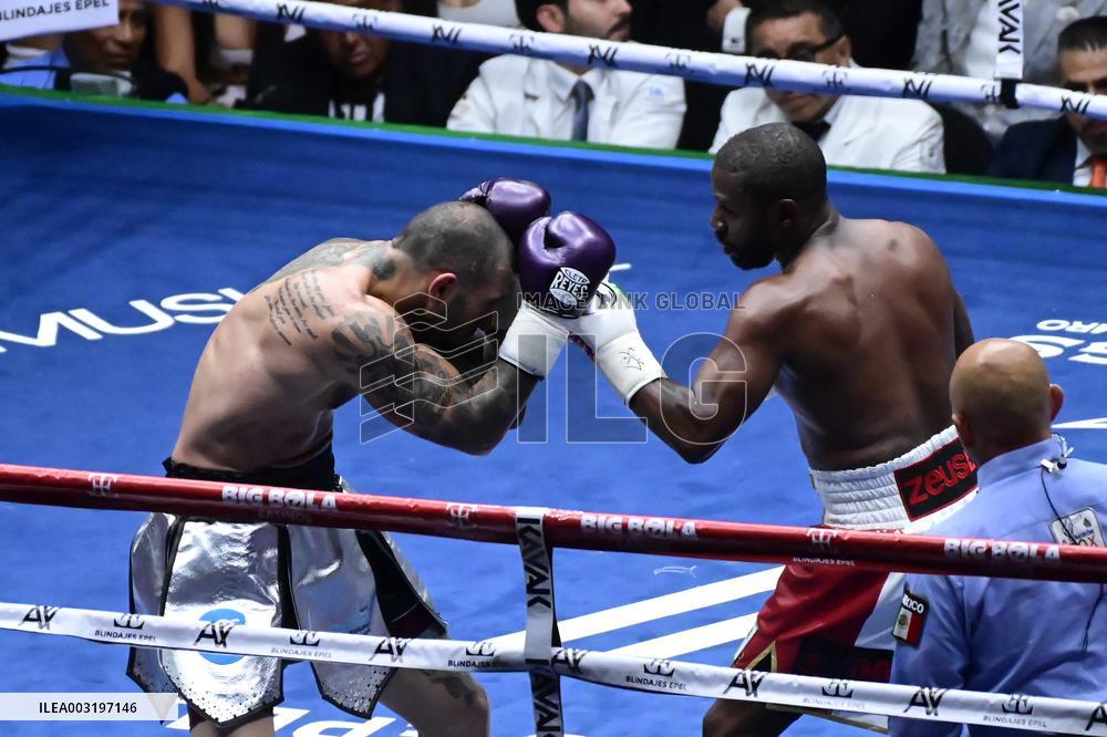 Floyd Mayweather v John Gotti III - Mexico City