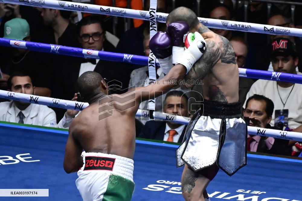 Floyd Mayweather v John Gotti III - Mexico City