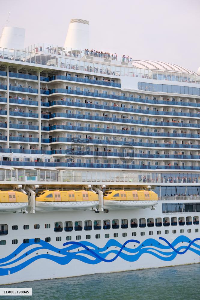 Aida Cosma Ocean Liner - Barcelona