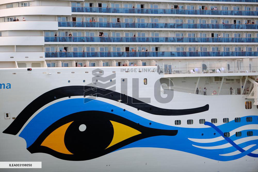 Aida Cosma Ocean Liner - Barcelona