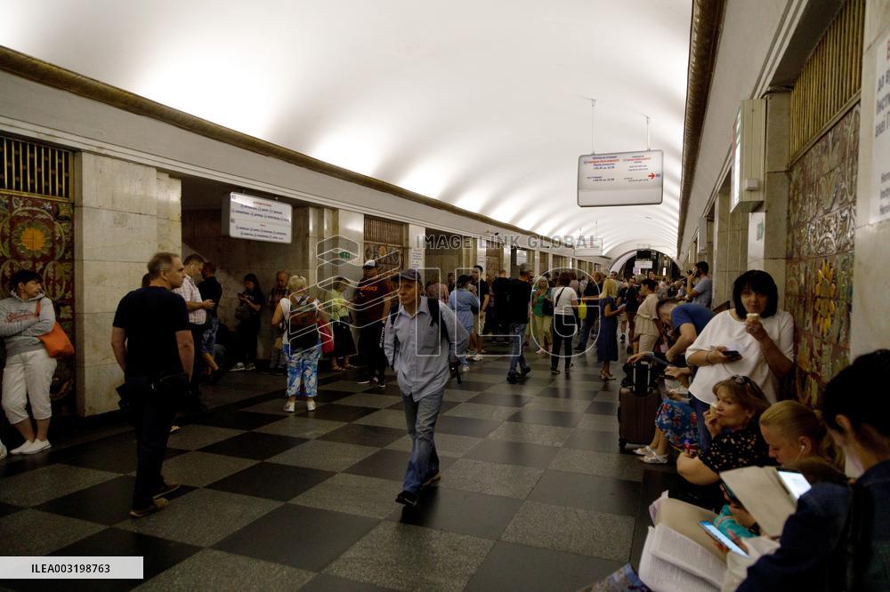 Kyiv residents shelter in Kyiv Metro during massive Russian drone and missile attack