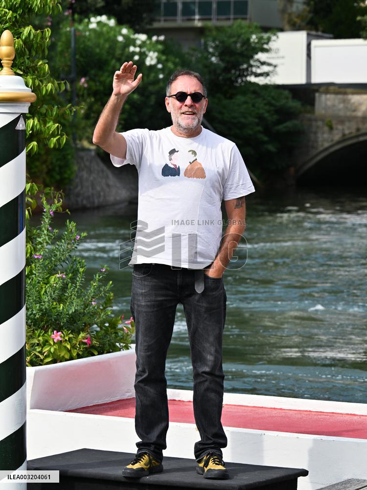 81st Mostra - Valerio Mastandrea At The Excelsior