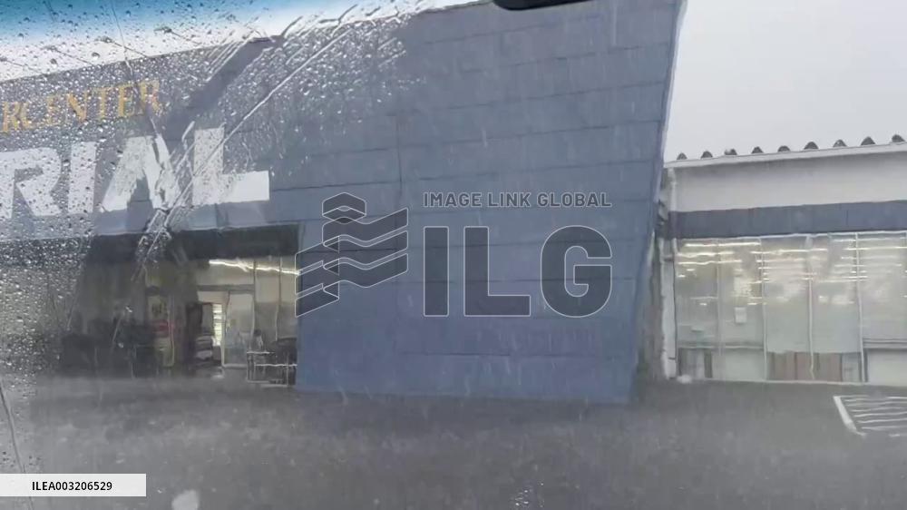 Japan: Very Strong Typhoon Shanshan Inches Toward Kyushu 3