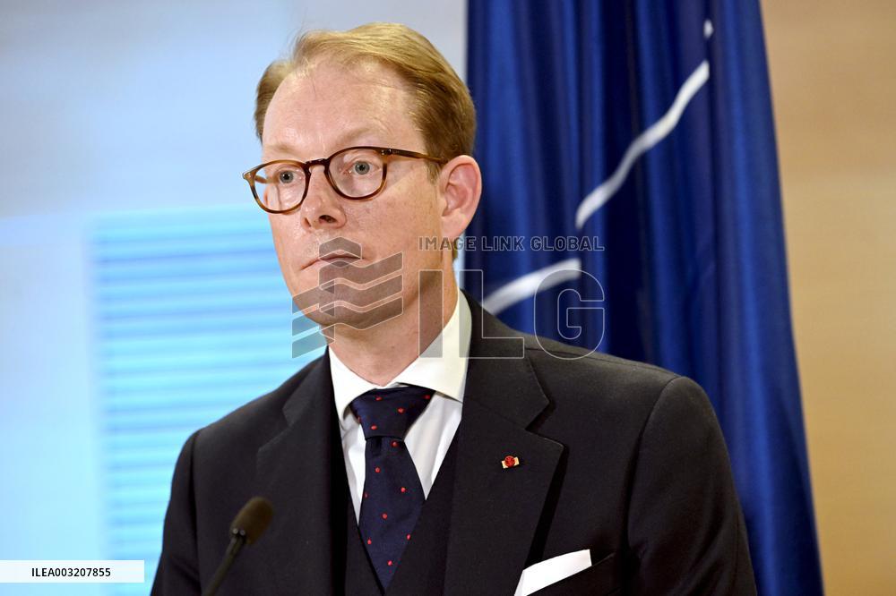 Suurlähettiläskokous