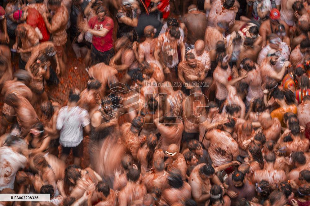 Tomatina De Bunol - Spain
