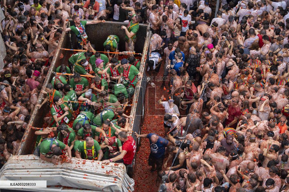 Tomatina De Bunol - Spain