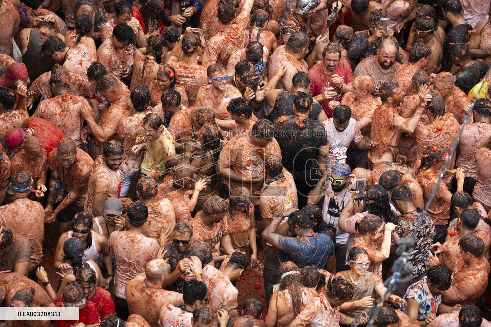 Tomatina De Bunol - Spain