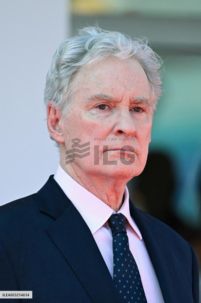 Venice Disclaimer Premiere