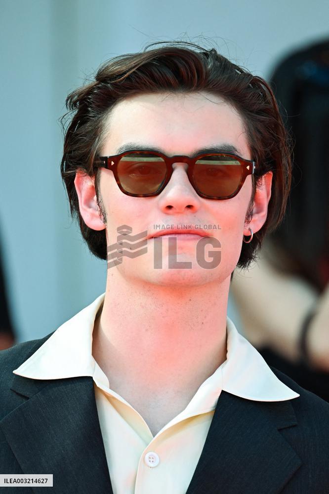 Venice Disclaimer Premiere