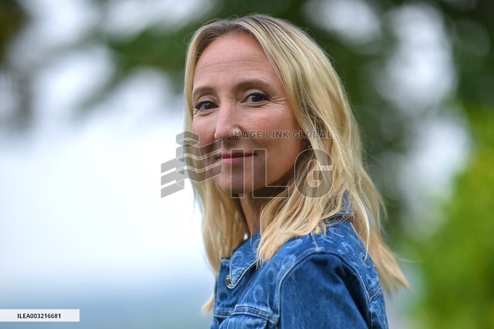 Angouleme Festival - En Tongs Au Pied De L’Himalaya Photocall
