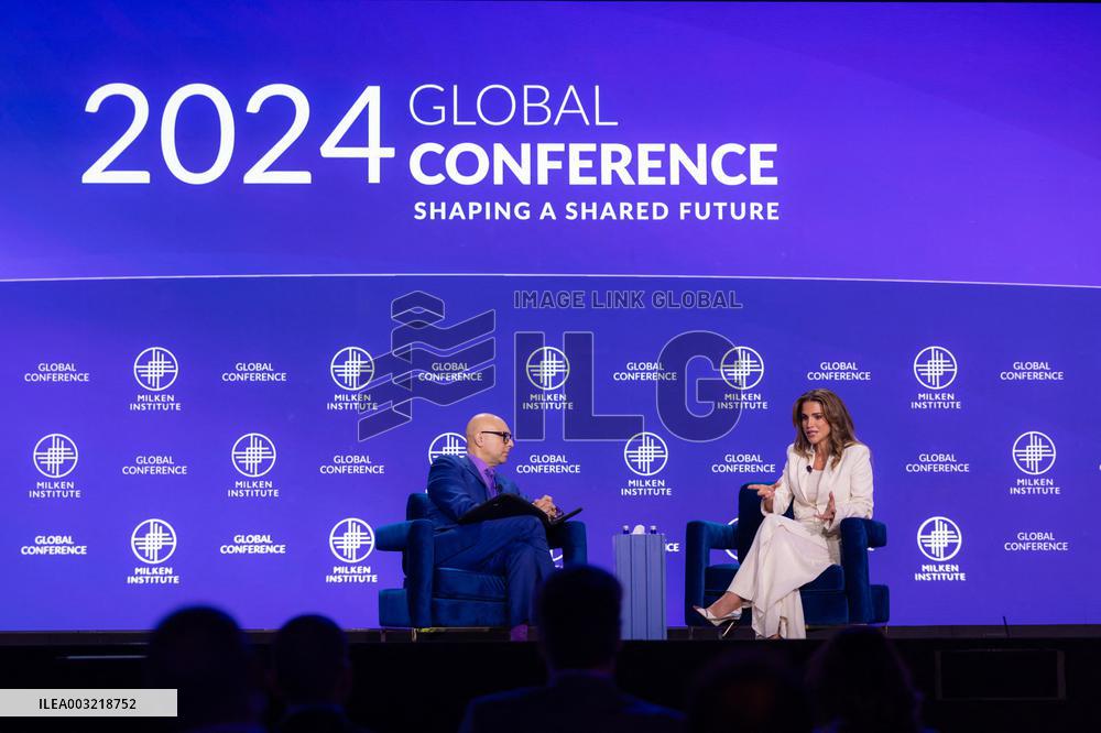 Photos of Queen Rania of Jordan as She Turns 54 - Amman