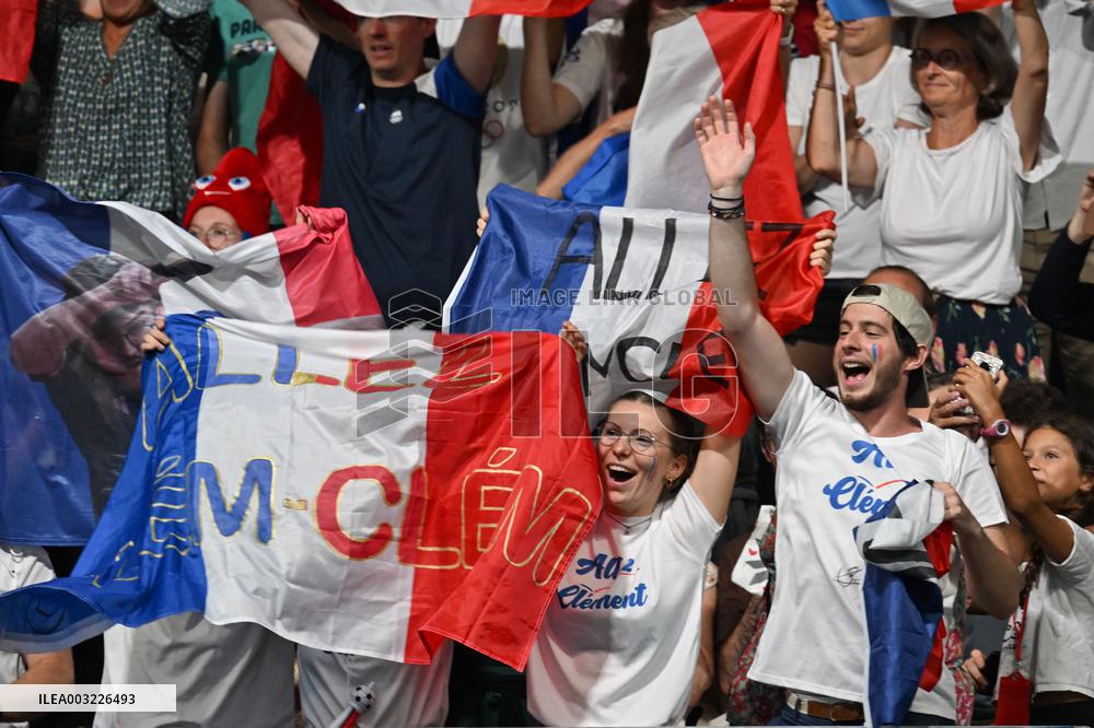 Paris 2024 Paralympics - Table Tennis - Flora Vautier and Florian Merrien Competing
