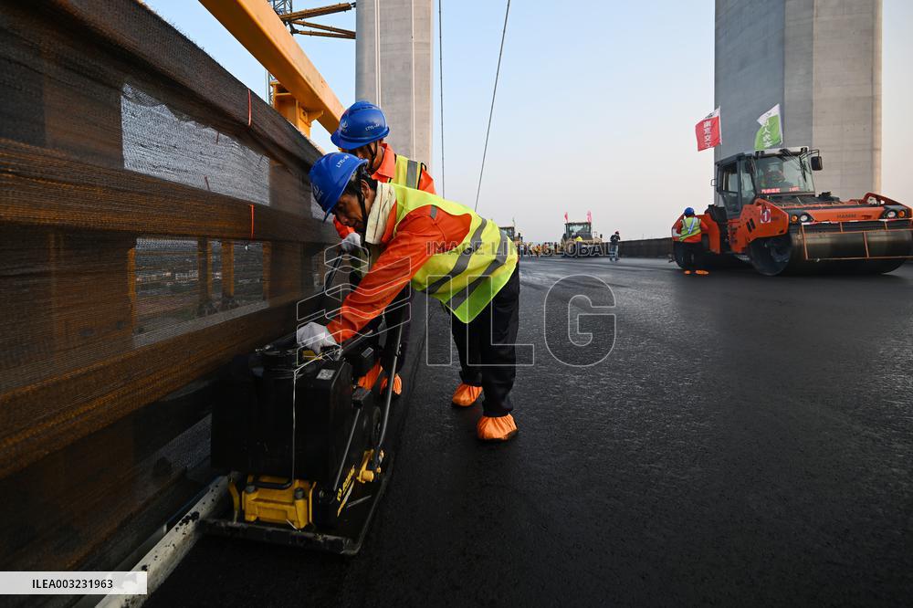 Longtan Yangtze River Bridge Construction in Yangzhou