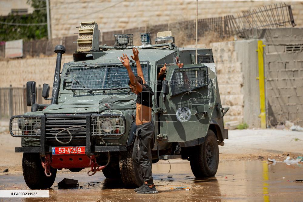 Israeli Troops And Palestinian Militants Clash - West Bank