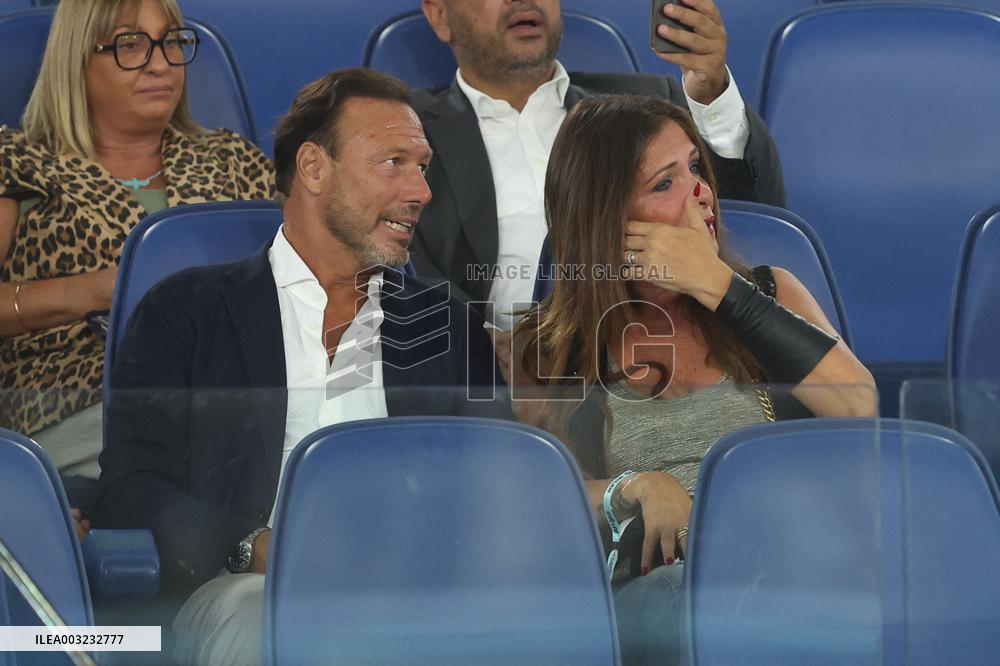 Remembrance of Lazio coach Sven Goran Eriksson, Sinisa Mihajlovic's wife  Arianna Ramaccioni gets emotional  -  Serie A Enilive