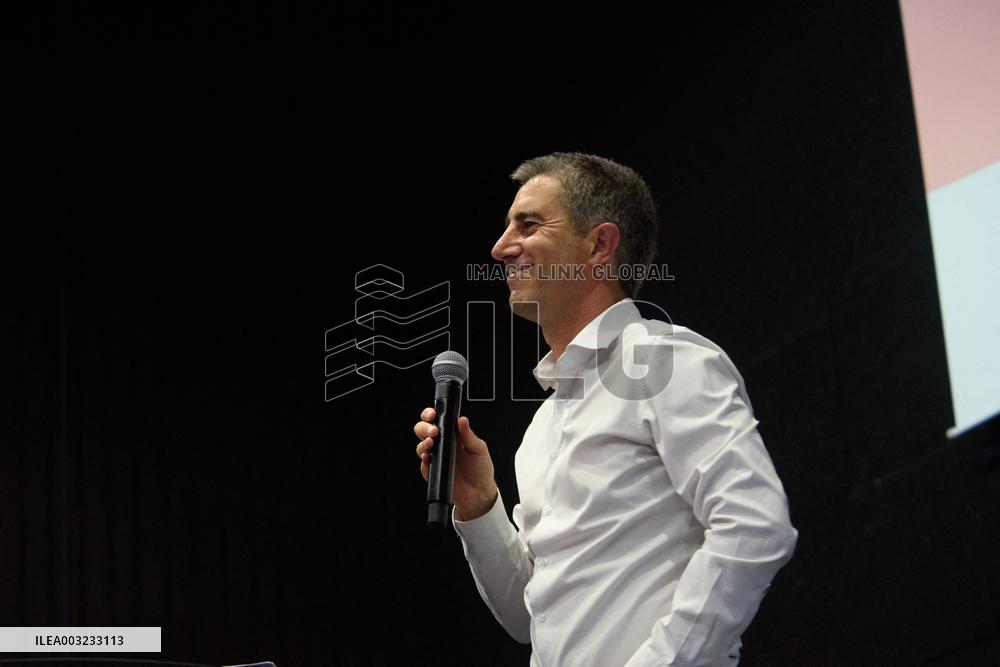 Francois Ruffin At Meeting marking New Political Season - Flixecourt