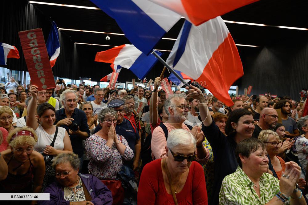 Francois Ruffin At Meeting marking New Political Season - Flixecourt