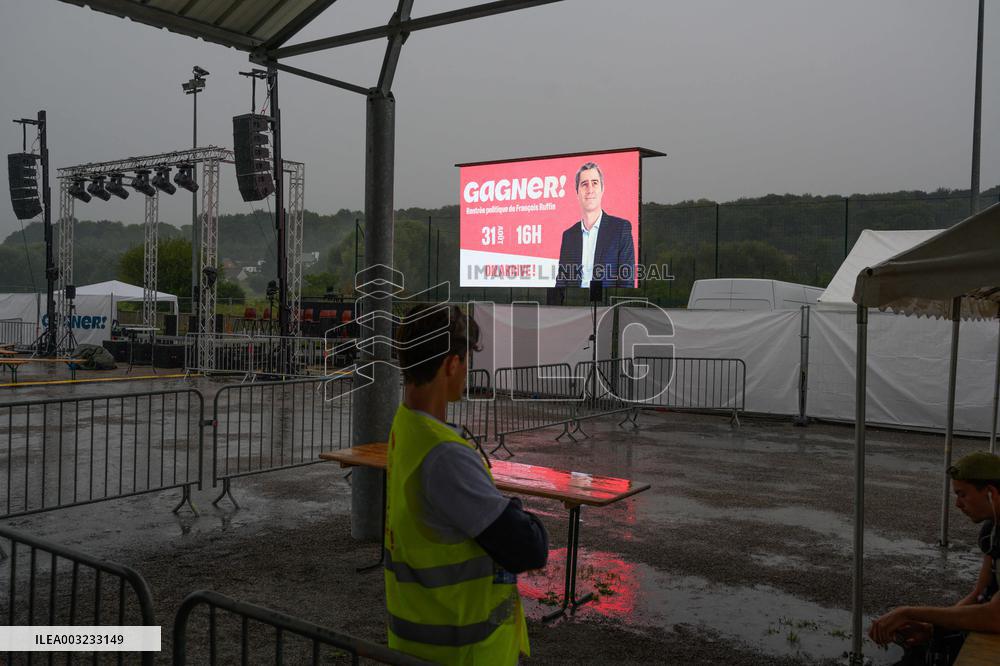 Francois Ruffin At Meeting marking New Political Season - Flixecourt