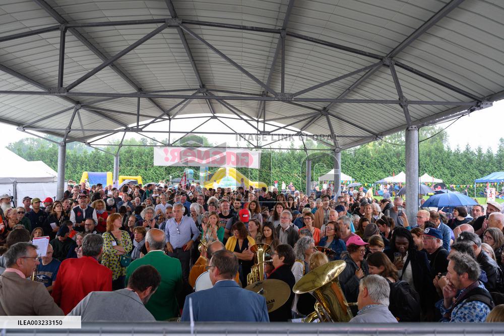 Francois Ruffin At Meeting marking New Political Season - Flixecourt