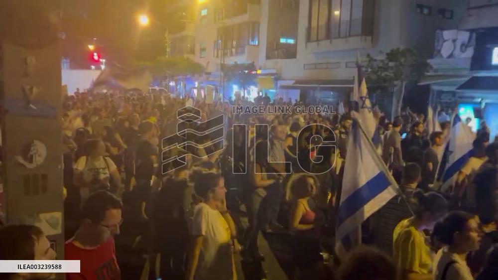 Israeli Protesters Demand Hostage Release Deal After 6 Hostages Found Dead 3