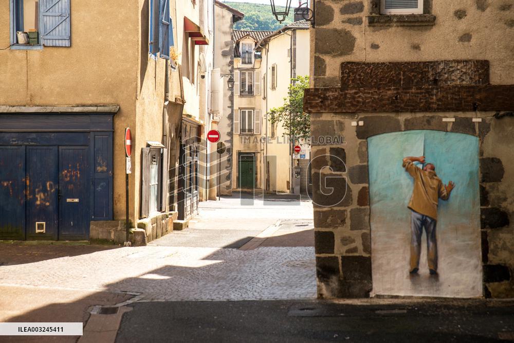 Ephemeral City Art Exhibition - Aurillac