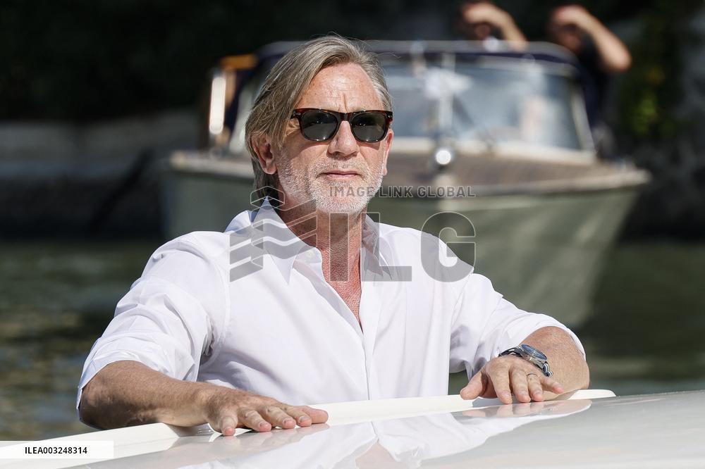 81st Mostra - Daniel Craig Arrives To Excelsior Hotel