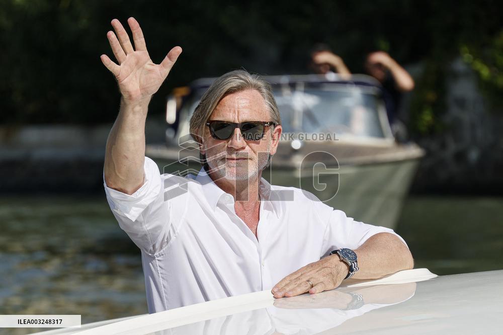 81st Mostra - Daniel Craig Arrives To Excelsior Hotel