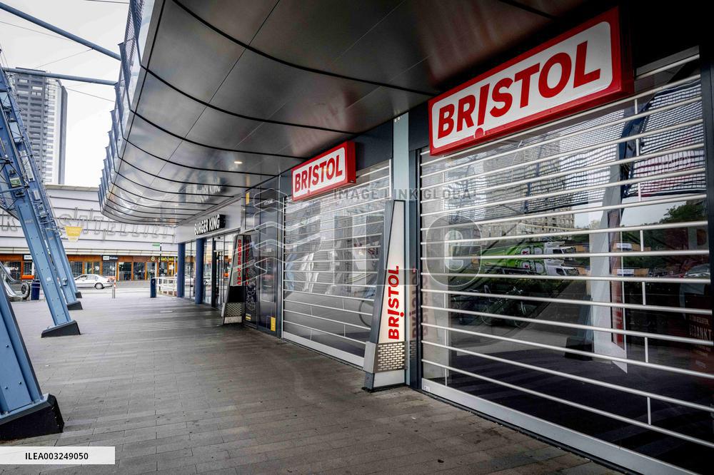 Bristol Store Chain Filled For Bankruptcy - Netherlands