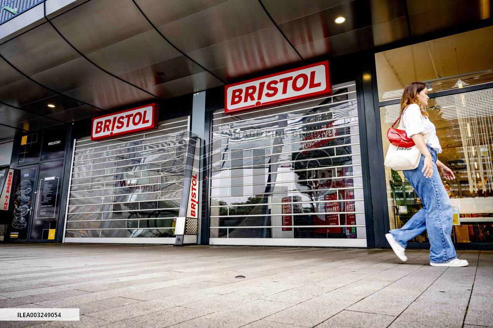 Bristol Store Chain Filled For Bankruptcy - Netherlands