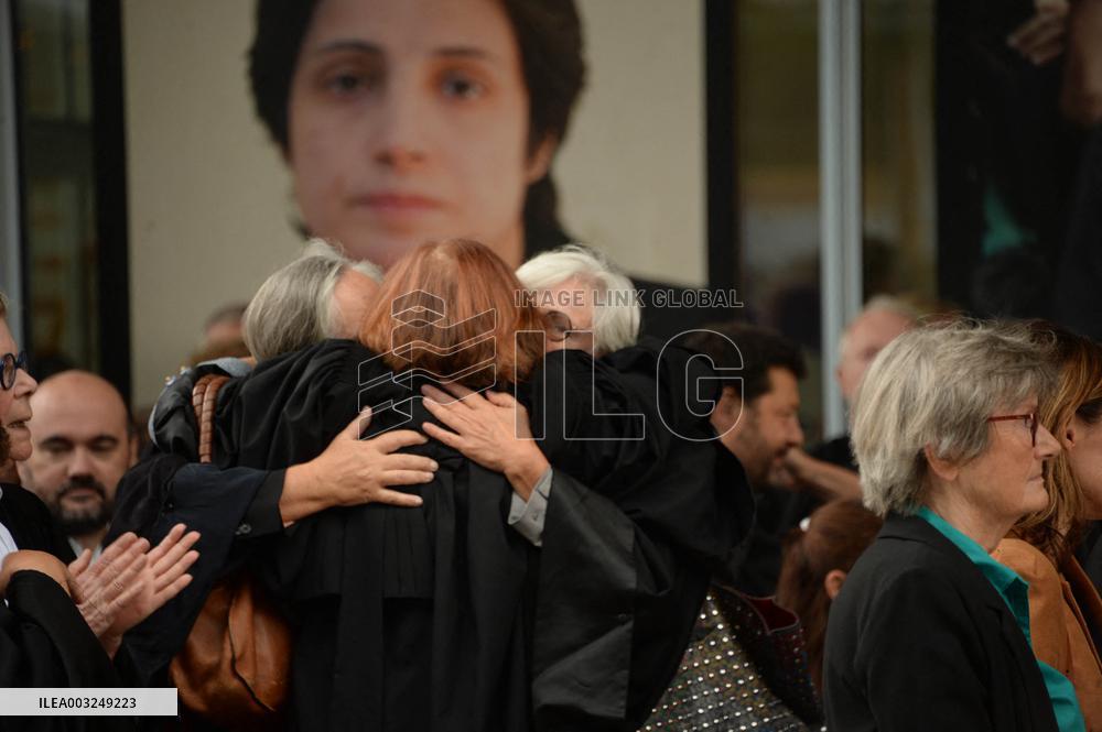Lawyers Pay Tribute To Henri Leclerc - Paris