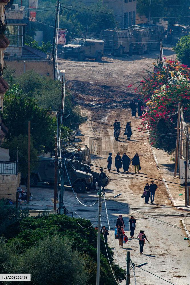 Palestinian Girl Reported Killed As Israeli Operation Continues - West Bank