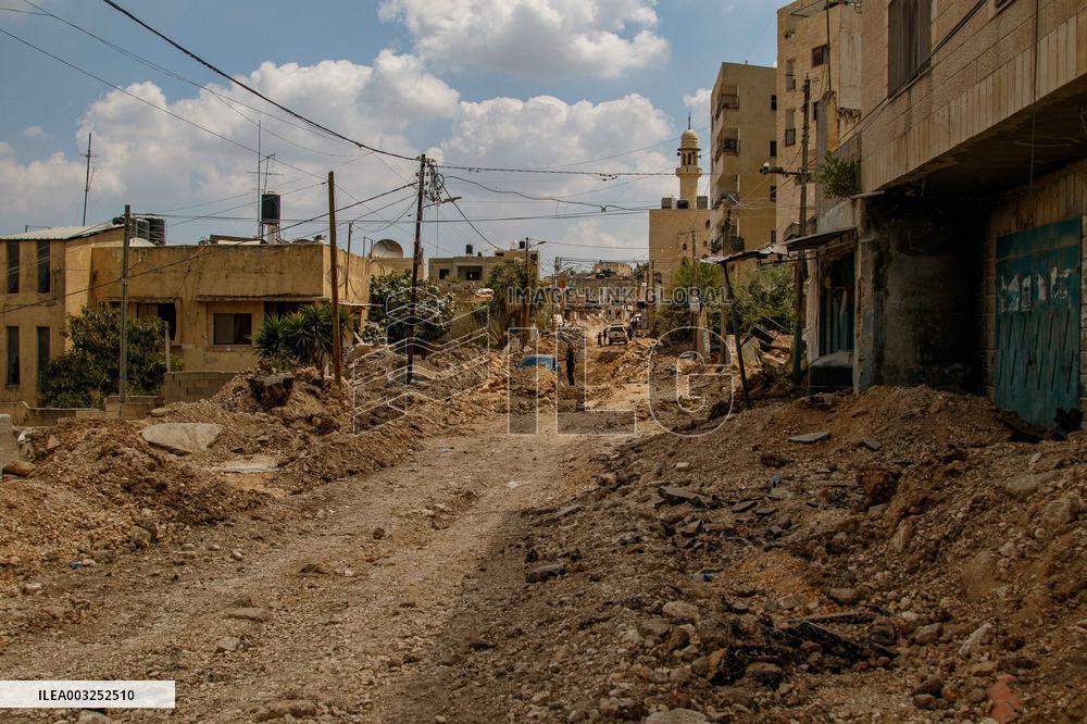 Palestinian Girl Reported Killed As Israeli Operation Continues - West Bank