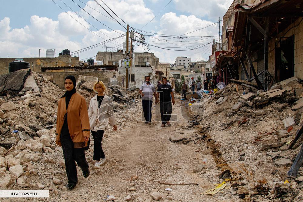 Palestinian Girl Reported Killed As Israeli Operation Continues - West Bank