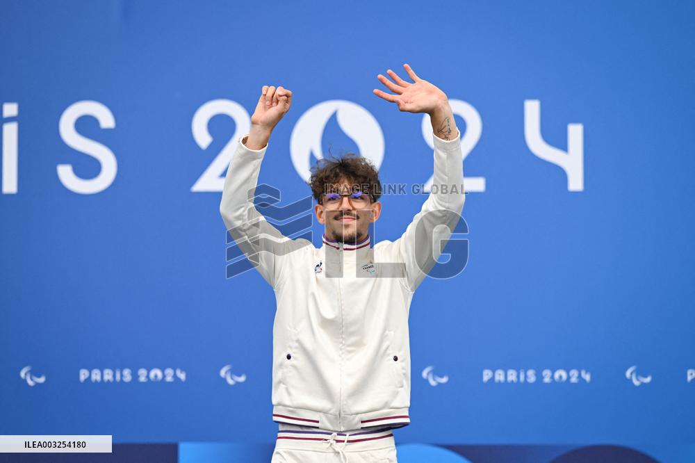 Paris 2024 Paralympics - Para Cycling Road - Alexandre Leaute Wins Gold