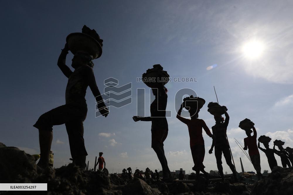 Workers Unload Earth From Meghna River - Dhaka