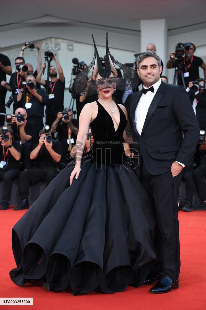 Venice Joker Folie A Deux Premiere