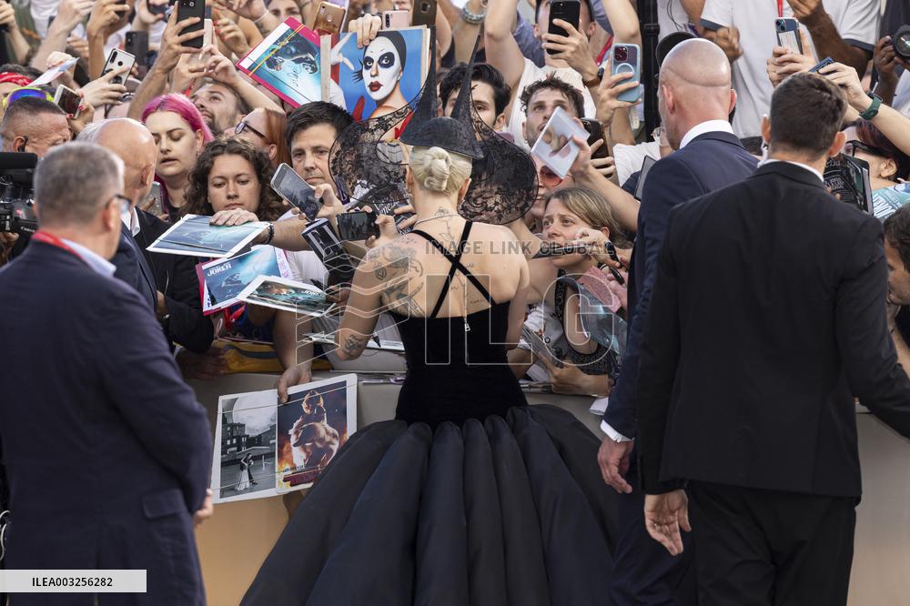 81st Mostra - Lady Gaga And Fiance Walk The Red Carpet