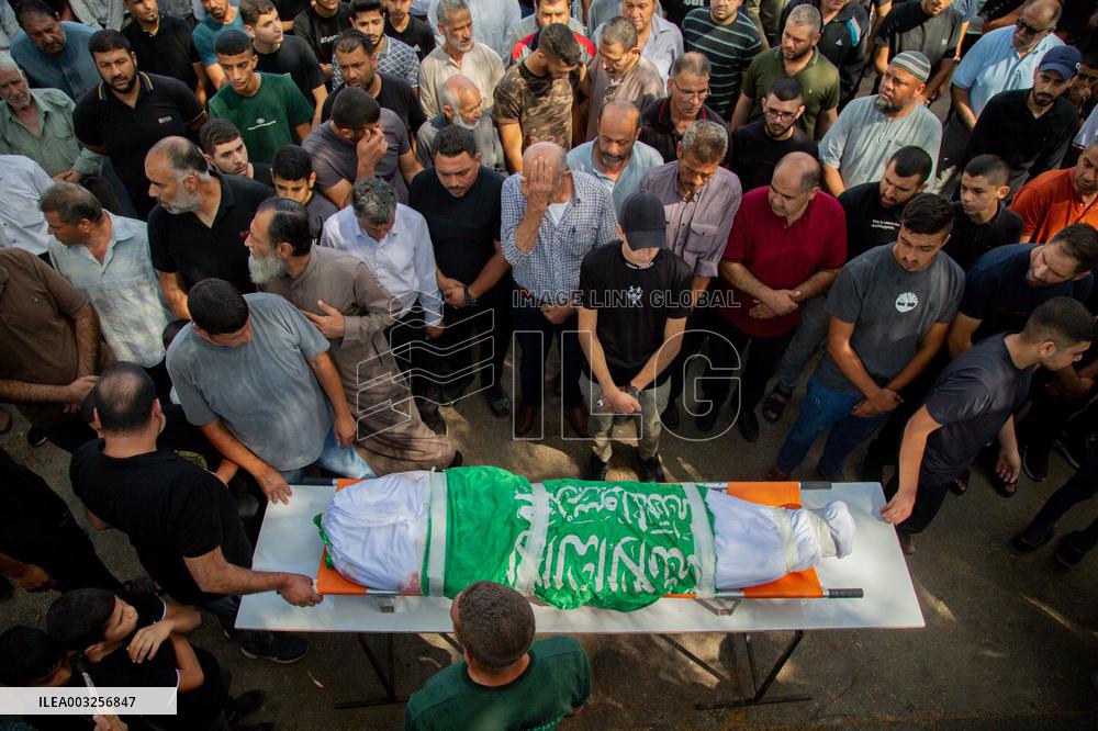 Israel Lays Siege To Jenin - West Bank