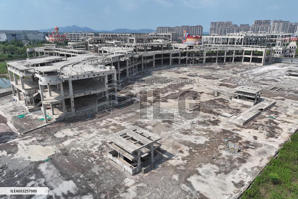 Unfinished Project of Evergrande Cultural Tourism City in Zhenjiang