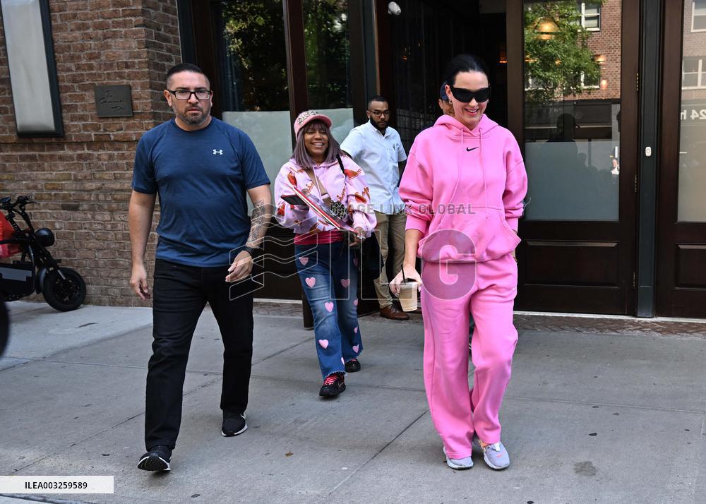 Katy Perry And Orlando Bloom Out - NYC