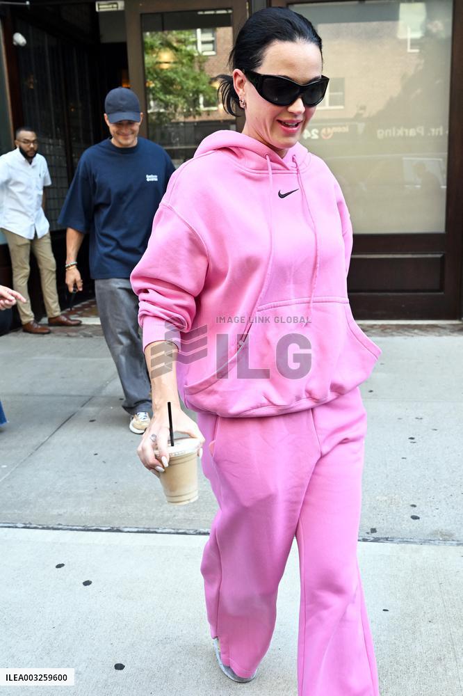 Katy Perry And Orlando Bloom Out - NYC