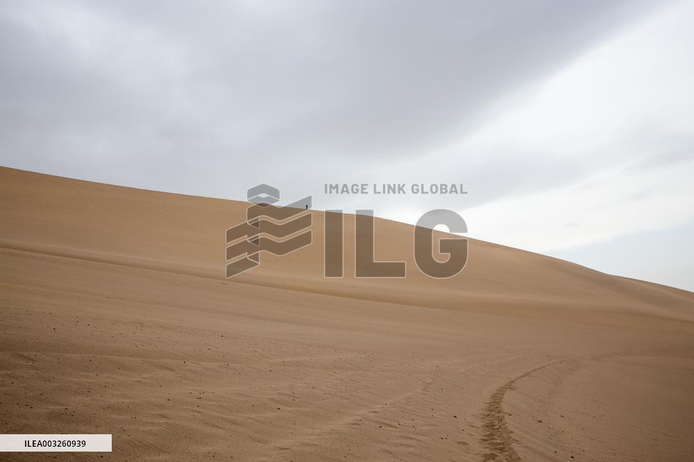 Mingsha Mountain Crescent Spring in Jiuquan