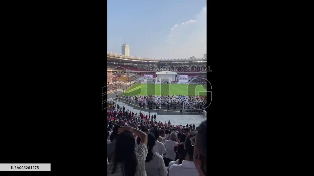 Indonesia: Tens Of Thousands Of Catholics Join Mass With Pope Francis In Jakarta 3