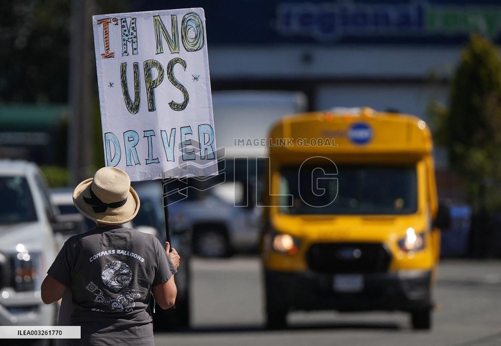 HandyDART Drivers Begin Work Stoppage - Vancouver