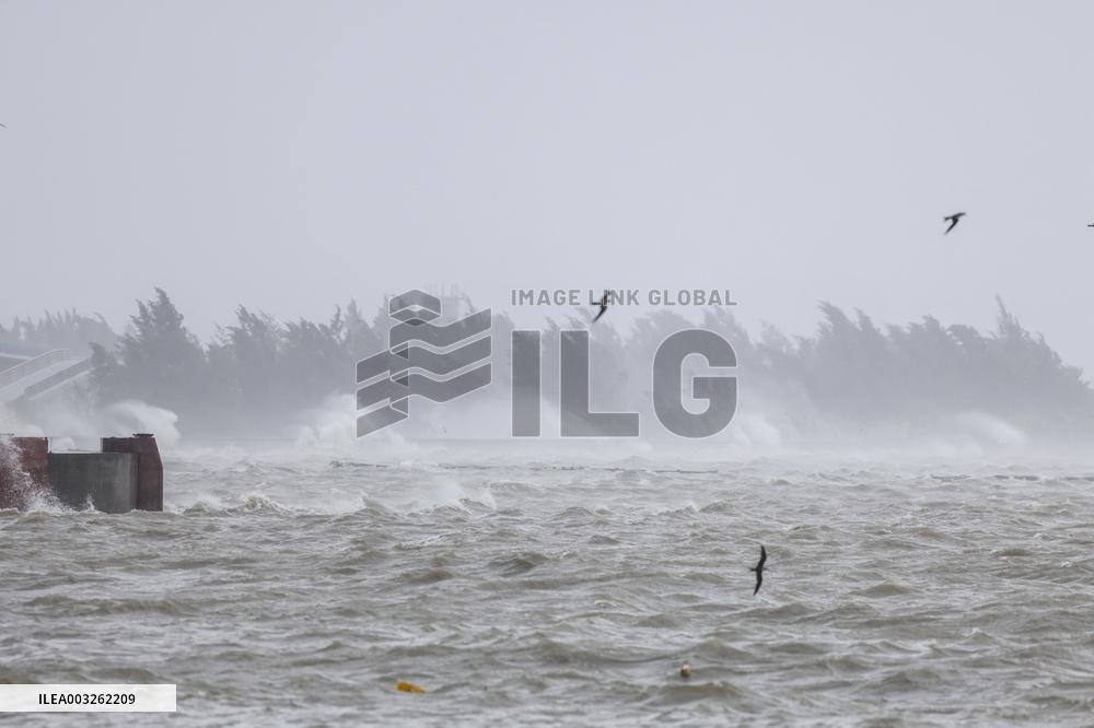 Super Typhoon Yagi Threatens Southern China