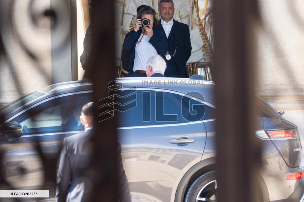 Newly Appointed PM Barnier At The Elysee - Paris
