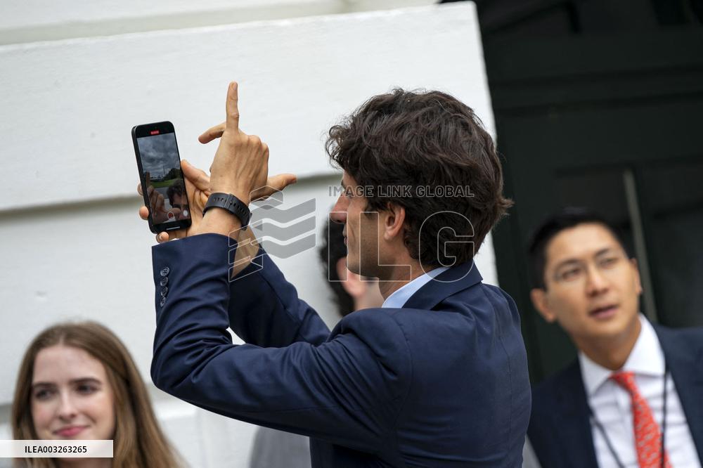 President Biden departs White House for Ann Arbor, Michigan