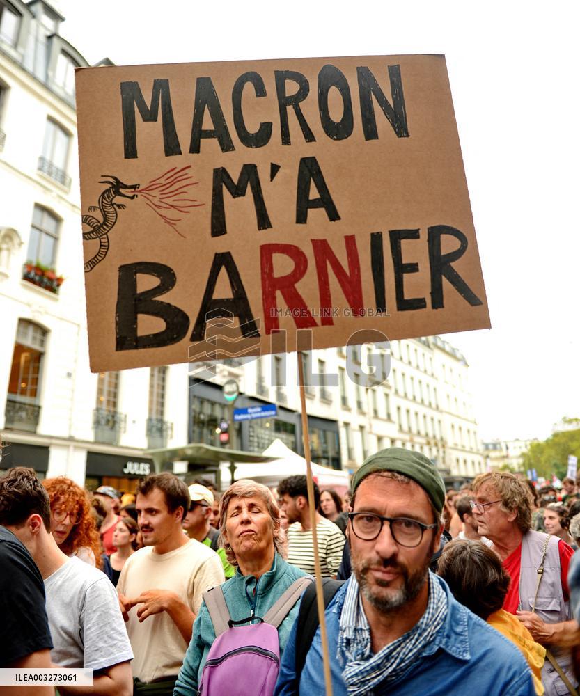 Rally Against The President's Forceful Blow - Paris