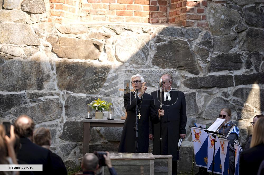 Finnish skulls are reburied
